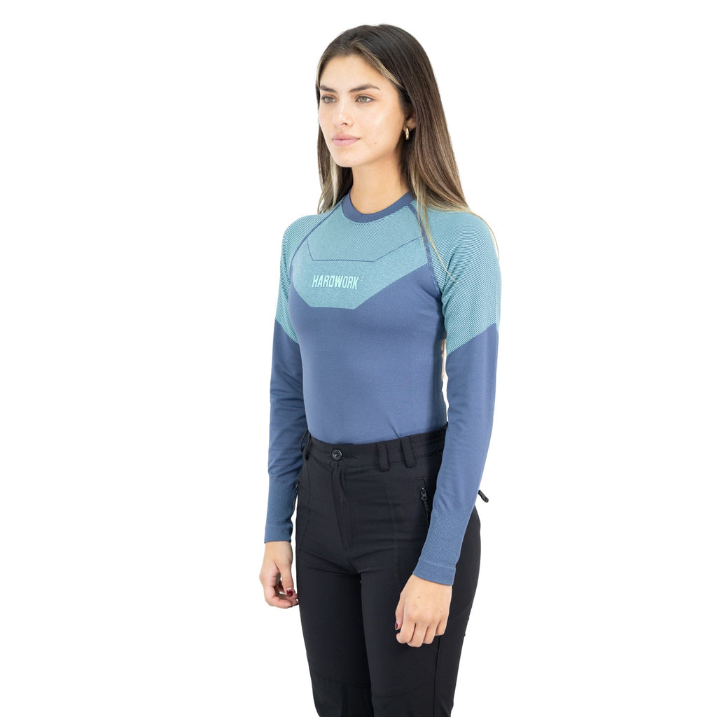 Camiseta primera capa Ecopper Hardwork para mujer color azul – detalle de la prenda