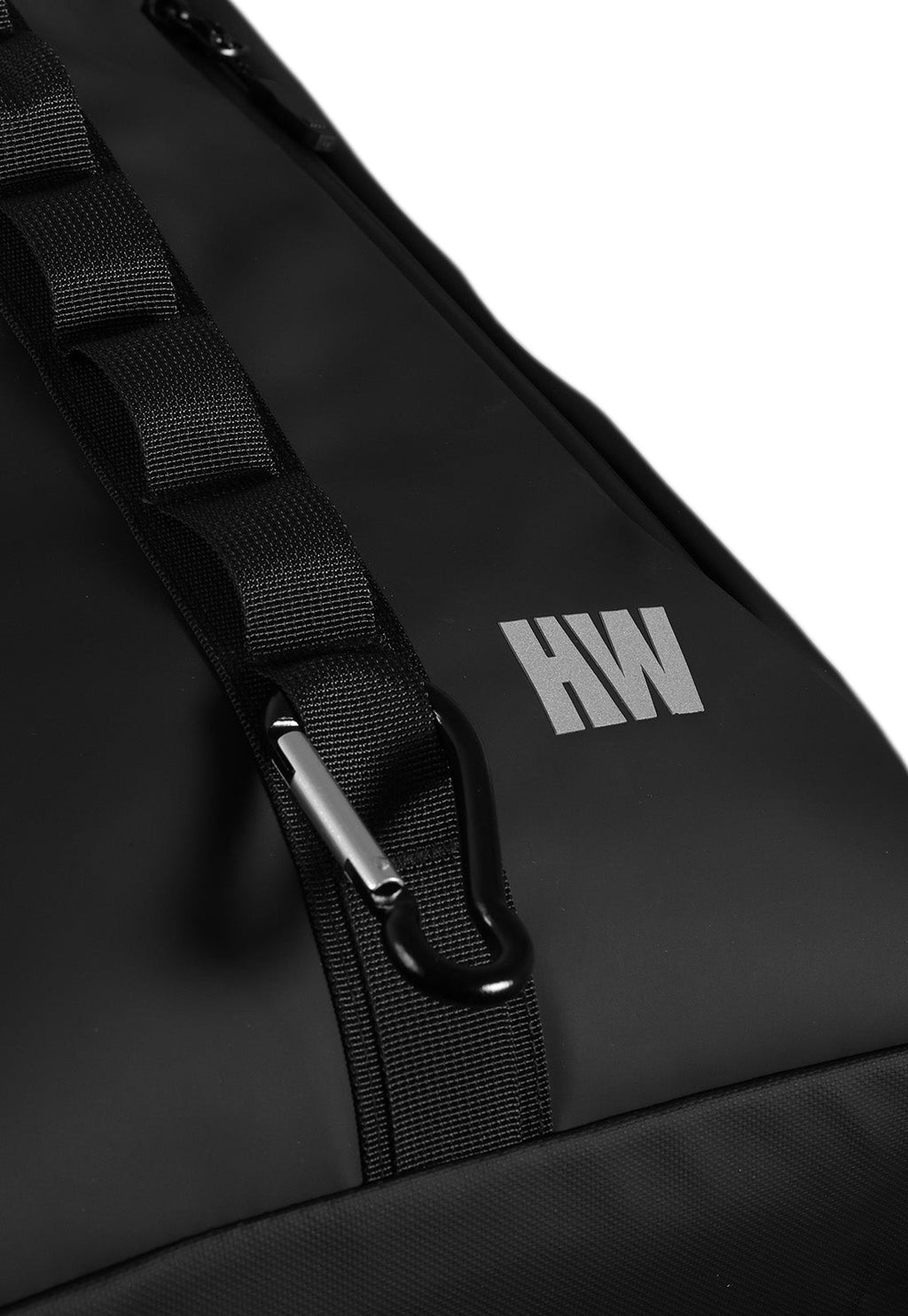 Mochila Executive Hardwork negra, detalle de broche y llavero
