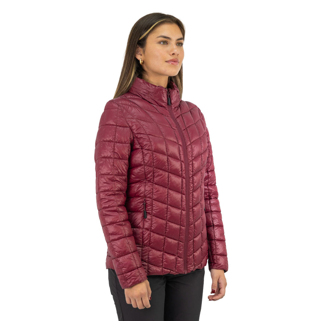 Parka insulada Traveler Hardwork para mujer color cabernet – vista lateral